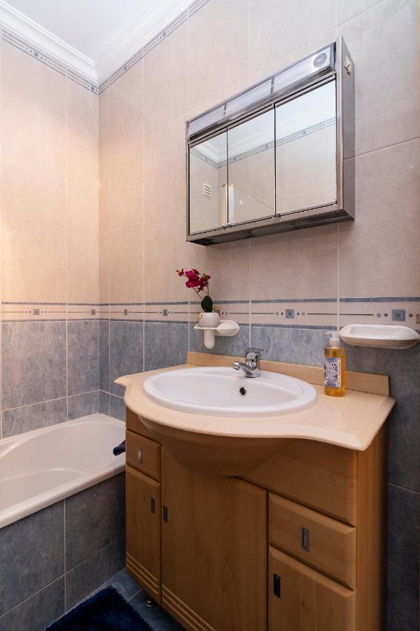 Gonzalo'S Guest Apartments - Nazare 1Br Sea View 外观 照片
